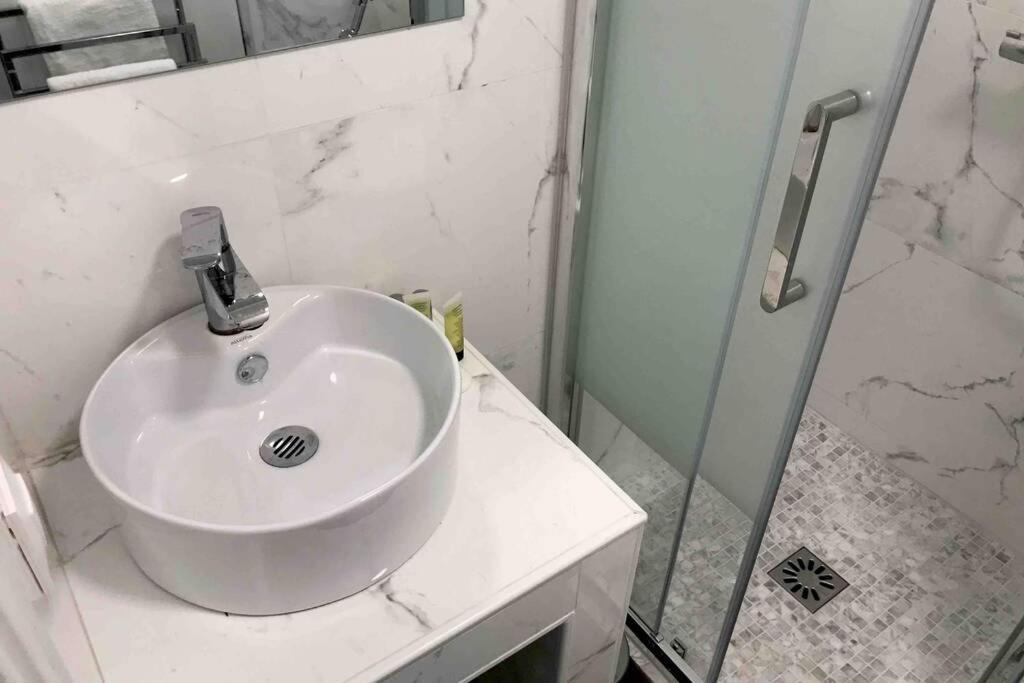 Fratellini 3 Bedroom Bright And Design Saint-Ouen  Dış mekan fotoğraf